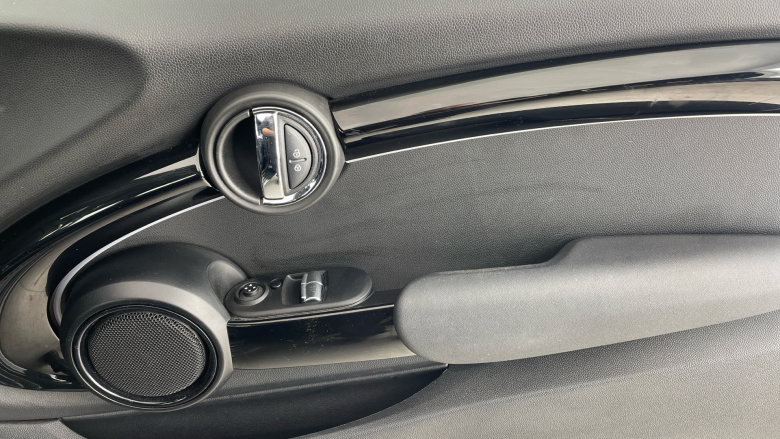 MINI Hatchback 2.0 John Cooper Works 3dr Auto Petrol Hatchback